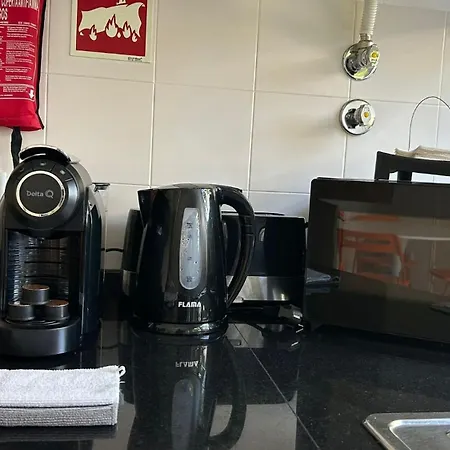 Apartamento & Garden In Carcavelos (Lisbon)